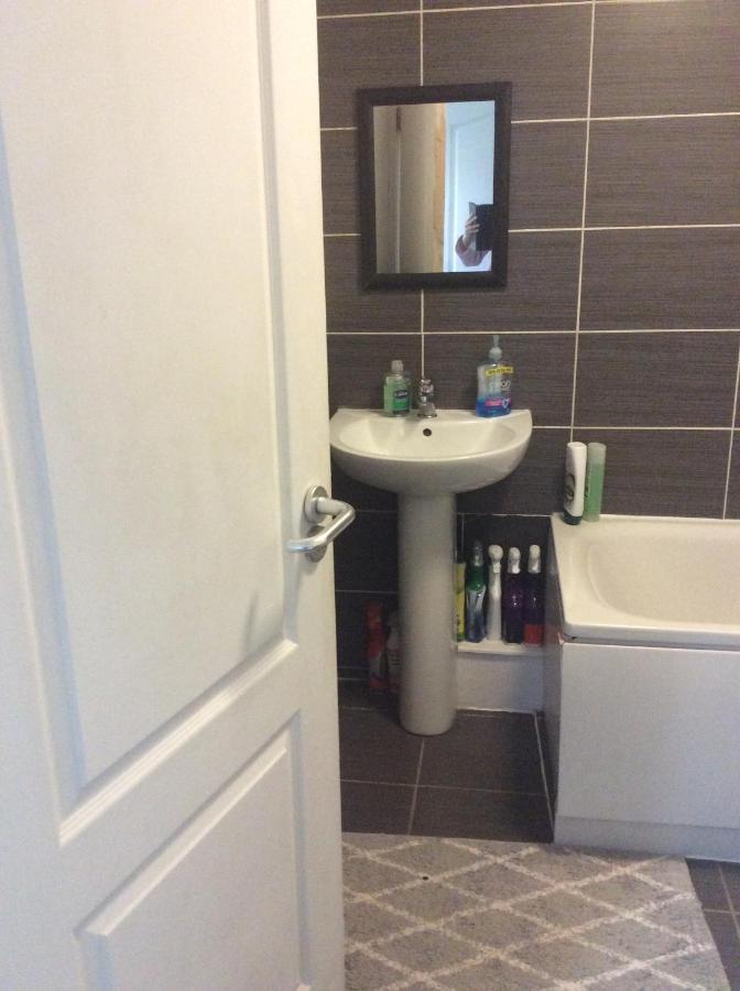 Large 3 Bedrooms In Liverpool City Centre, Free Parking Екстер'єр фото